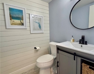 800 Meadowland Drive - Photo Thumbnail 7