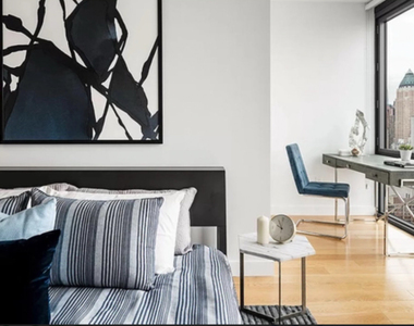 606 West 57th Street - Photo Thumbnail 3