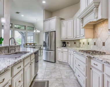 29114 Davenport Drive - Photo Thumbnail 11
