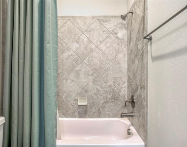 29114 Davenport Drive - Photo Thumbnail 36