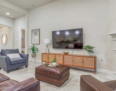 29114 Davenport Drive - Photo Thumbnail 17