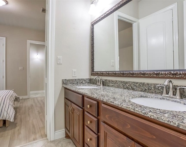29114 Davenport Drive - Photo Thumbnail 28