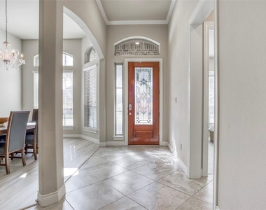 29114 Davenport Drive - Photo Thumbnail 3