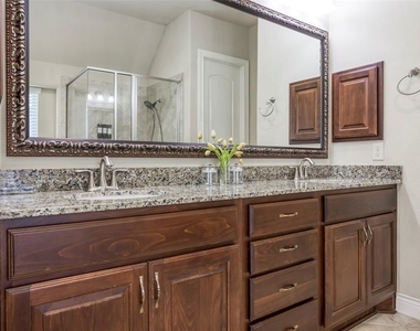 29114 Davenport Drive - Photo Thumbnail 23