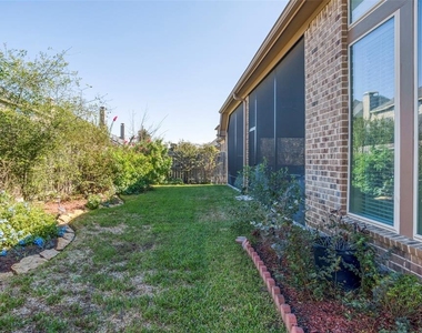 29114 Davenport Drive - Photo Thumbnail 45