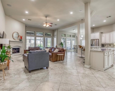 29114 Davenport Drive - Photo Thumbnail 15
