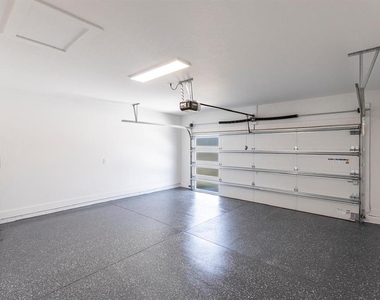 14113 Canadian Avenue - Photo Thumbnail 45