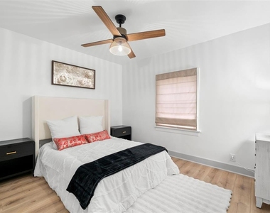 4536 1st Avenue N - Photo Thumbnail 16