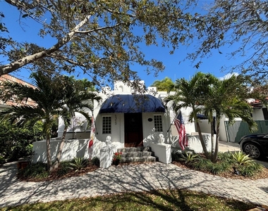 1315 Se 2nd Street - Photo Thumbnail 8