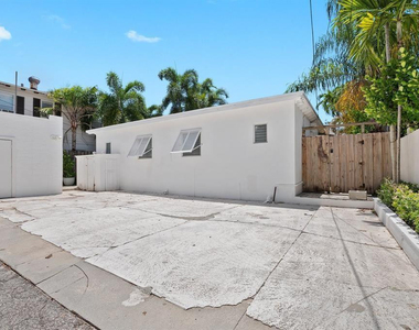 1315 Se 2nd Street - Photo Thumbnail 11