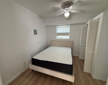 1315 Se 2nd Street - Photo Thumbnail 7