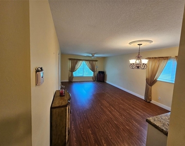 6650 Royal Palm Boulevard - Photo Thumbnail 6