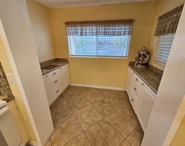 6650 Royal Palm Boulevard - Photo Thumbnail 4