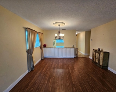 6650 Royal Palm Boulevard - Photo Thumbnail 7