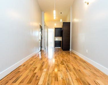 179 Stanhope Street - Photo Thumbnail 6