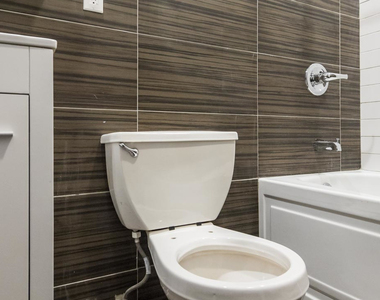 179 Stanhope Street - Photo Thumbnail 1