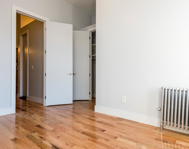 179 Stanhope Street - Photo Thumbnail 15