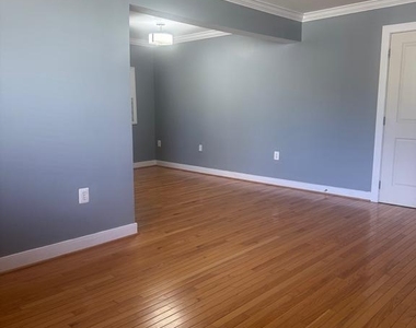 2838 Hartford Street Se - Photo Thumbnail 8