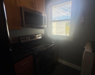 2838 Hartford Street Se - Photo Thumbnail 12
