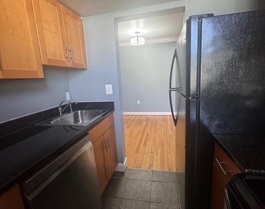 2838 Hartford Street Se - Photo Thumbnail 15