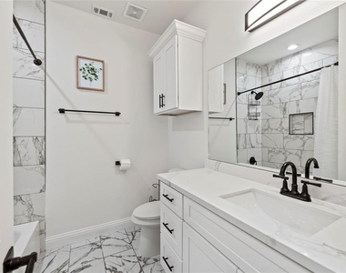8636 Scott Street - Photo Thumbnail 14