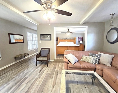 560 Brandon Road - Photo Thumbnail 5
