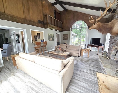 560 Brandon Road - Photo Thumbnail 30