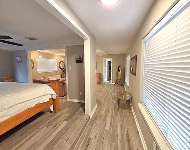 560 Brandon Road - Photo Thumbnail 24
