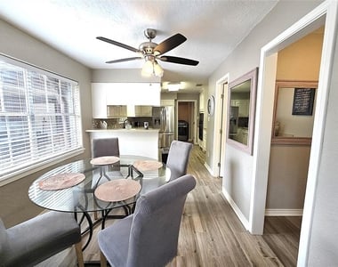 560 Brandon Road - Photo Thumbnail 8
