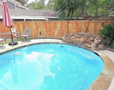 560 Brandon Road - Photo Thumbnail 38