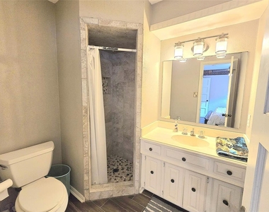 560 Brandon Road - Photo Thumbnail 17