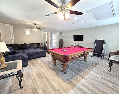 560 Brandon Road - Photo Thumbnail 6