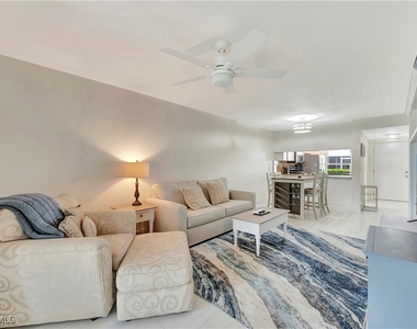 1925 Courtyard Way - Photo Thumbnail 2