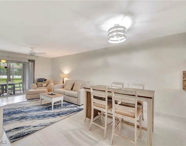 1925 Courtyard Way - Photo Thumbnail 4