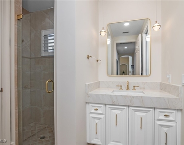 938 Spanish Moss Trail - Photo Thumbnail 24