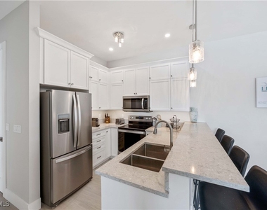 1395 Curlew Avenue - Photo Thumbnail 11
