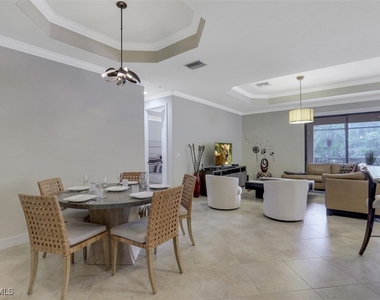 9530 Piacere Way - Photo Thumbnail 6