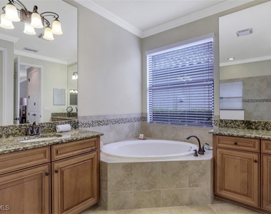 9530 Piacere Way - Photo Thumbnail 20