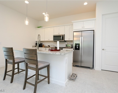 14759 Kingfisher Loop - Photo Thumbnail 8