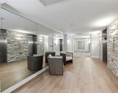 4751 Gulf Shore Boulevard N - Photo Thumbnail 19