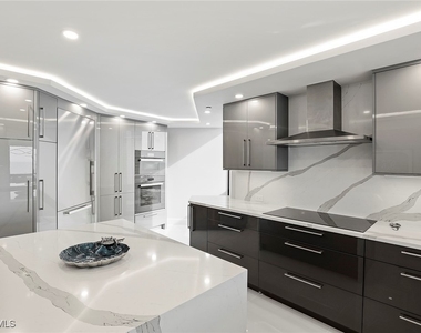 4751 Gulf Shore Boulevard N - Photo Thumbnail 5