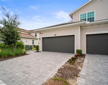 28031 Bridgetown Court - Photo Thumbnail 2