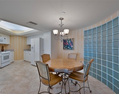 4751 Gulf Shore Boulevard N - Photo Thumbnail 8