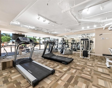 4751 Gulf Shore Boulevard N - Photo Thumbnail 16