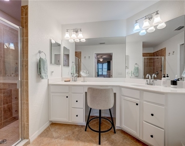9521 Avellino Way - Photo Thumbnail 14