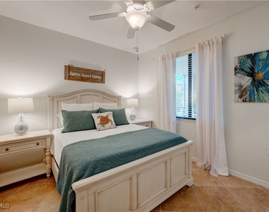 9521 Avellino Way - Photo Thumbnail 11