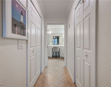 9521 Avellino Way - Photo Thumbnail 13