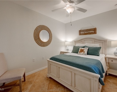9521 Avellino Way - Photo Thumbnail 10