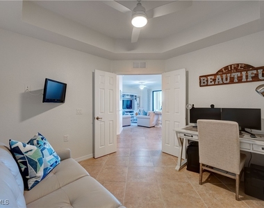 9521 Avellino Way - Photo Thumbnail 21