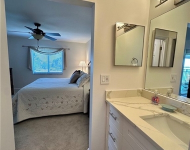 10686 Gulfshore Drive - Photo Thumbnail 13